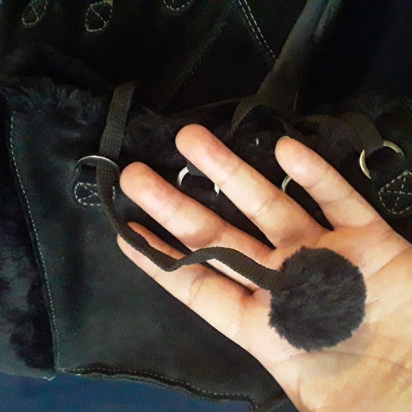 Joey Black Winter Boots with Fur Trim - Picture 2 of 7